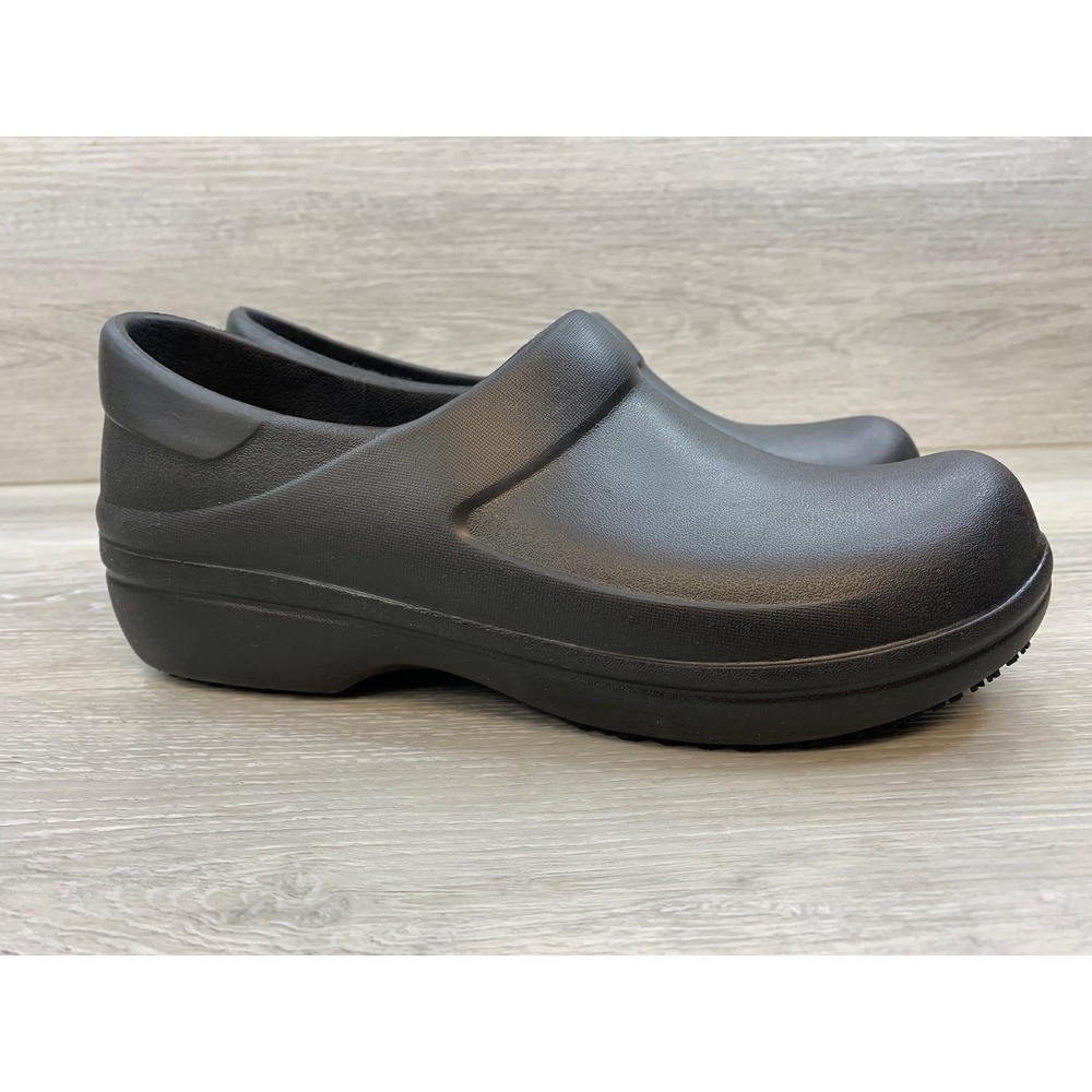 Crocs Neria Pro II Work Clogs Women's 10 Black Slip Resistant Nursing Shoes